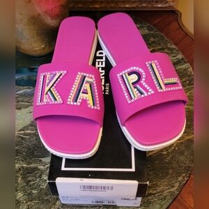 $119 NIB KARL LAGERFELD PARIS PINK Jaxine Crystal Logo Platform Slides 9.5 M